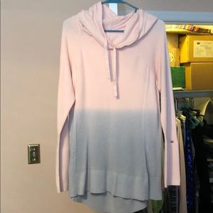 Carrie Underwood sweater